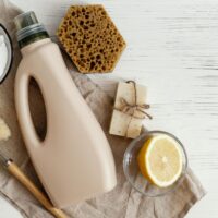 Detergente biodegradable ecológico para limpieza del hogar